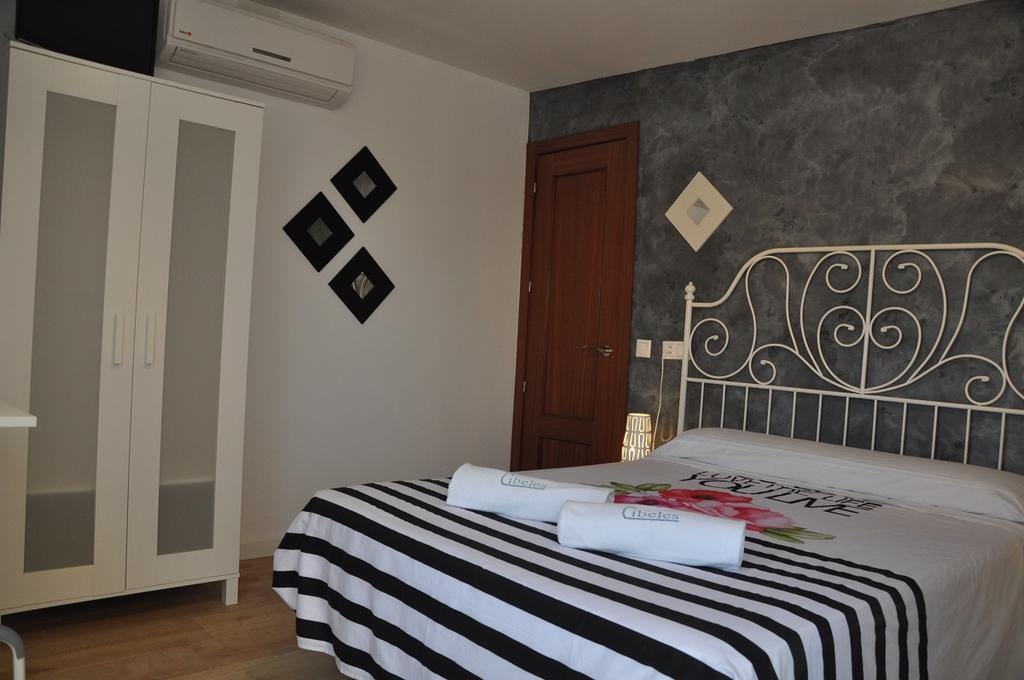 Pension Cibeles Cordoba Room photo